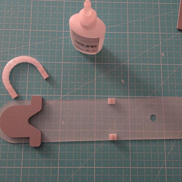 Glueing the curved end with another 3D printed jig