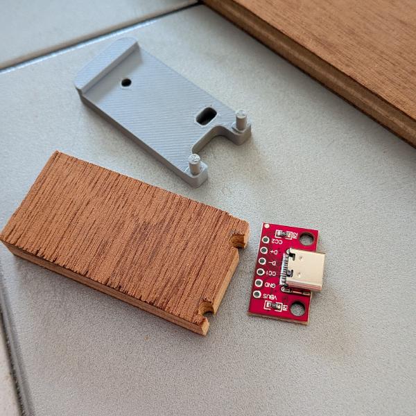 A little print to hold the USB-C power input